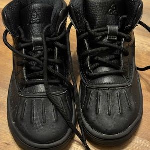 Nike Woodside boots 🥾